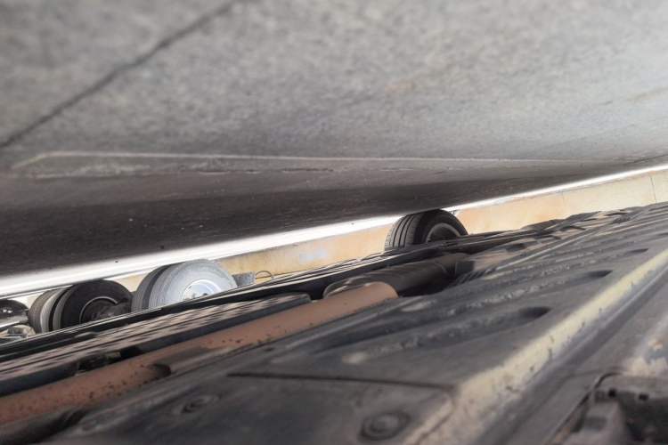 Used Mercedes-Benz C-Class 2017 C 200 L Sport Edition Chassis Front Right