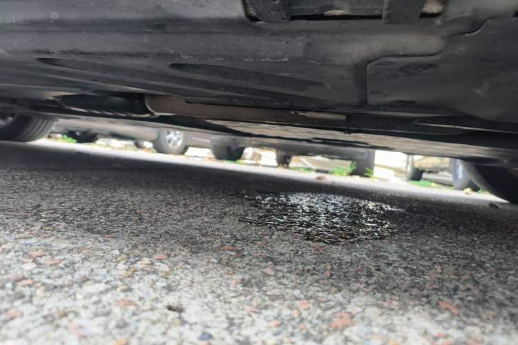 Used Mercedes-Benz C-Class 2017 Facelift C 200 L Sport Edition Chassis Front Right