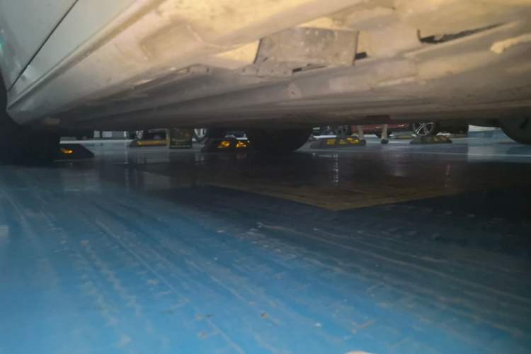 Used Mercedes-Benz C-Class 2017 Facelift C 200 Station Wagon Chassis Front Right