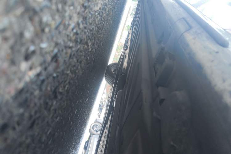 Used Mercedes-Benz C-Class 2017 Facelift C 200 L Sport Edition Chassis Front Right