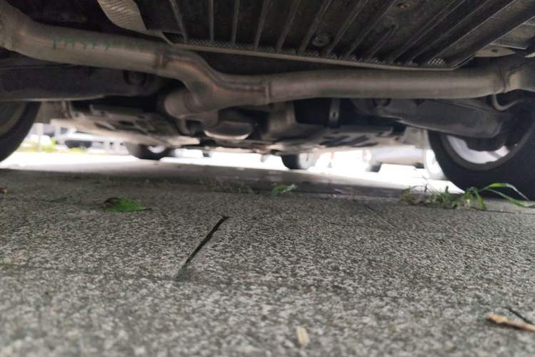 Used Mercedes-Benz C-Class 2017 C 200 L Chassis Rear