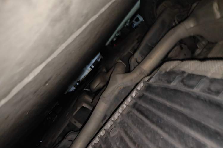 Used Mercedes-Benz C-Class 2017 C 200 L Chassis Rear