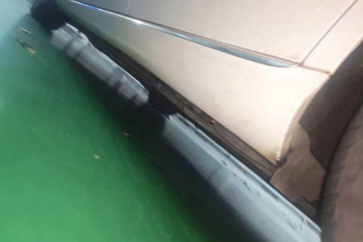 Used Mercedes-Benz C-Class 2017 C 200 L Chassis Rear Left