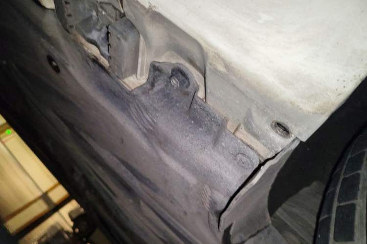Used Mercedes-Benz C-Class 2017 C 200 Sport Edition Chassis Rear Left