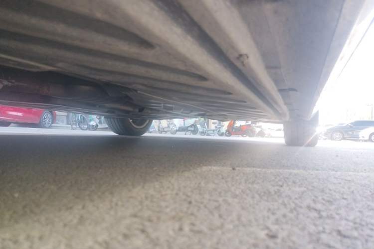 Used Mercedes-Benz C-Class 2017 C 200 L Sport Edition Chassis Rear Left