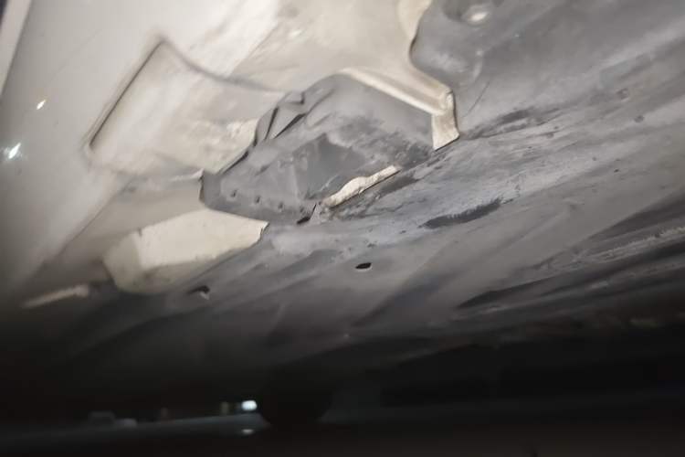 Used Mercedes-Benz C-Class 2017 Facelift C 200 Station Wagon Chassis Rear Left