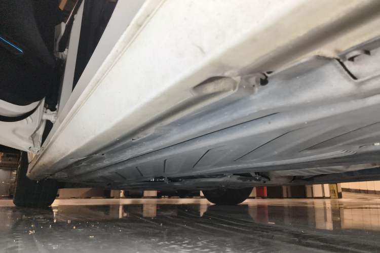 Used Mercedes-Benz C-Class 2017 C 200 Coupe Chassis Rear Left