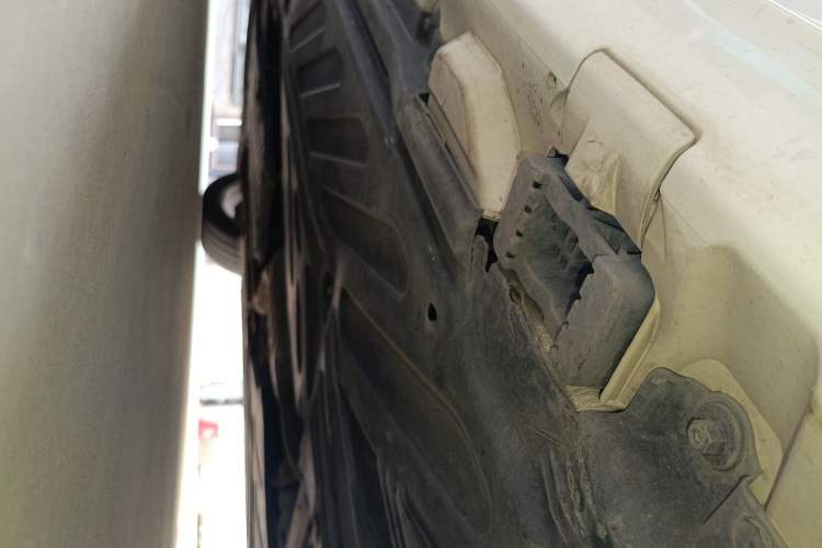 Used Mercedes-Benz C-Class 2017 Facelift C 200 Station Wagon Chassis Rear Left