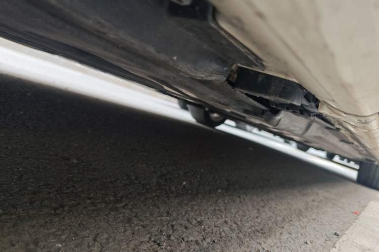 Used Mercedes-Benz C-Class 2017 C 200 L Sport Edition Chassis Rear Right