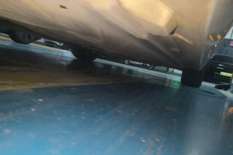Used Mercedes-Benz C-Class 2017 Facelift C 200 Station Wagon Chassis Rear Right