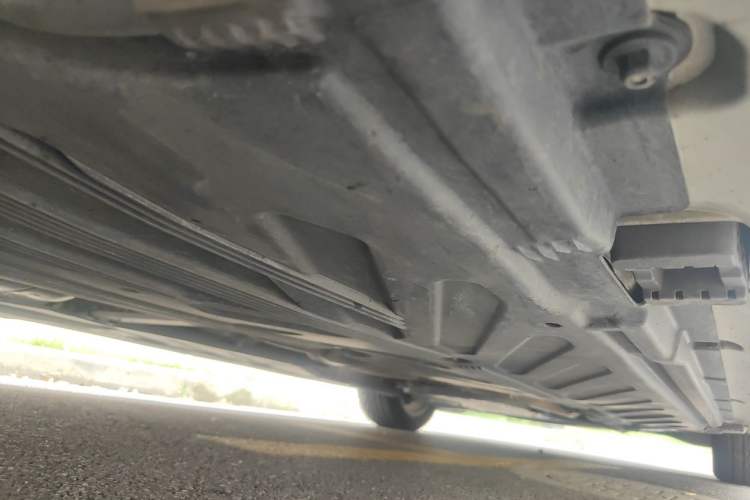 Used Mercedes-Benz C-Class 2017 C 200 L Sport Edition Chassis Rear Right