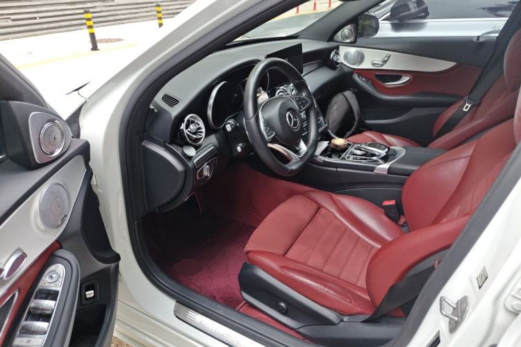 Used Mercedes-Benz C-Class 2017 C 200 Sport Edition Driver Seat
