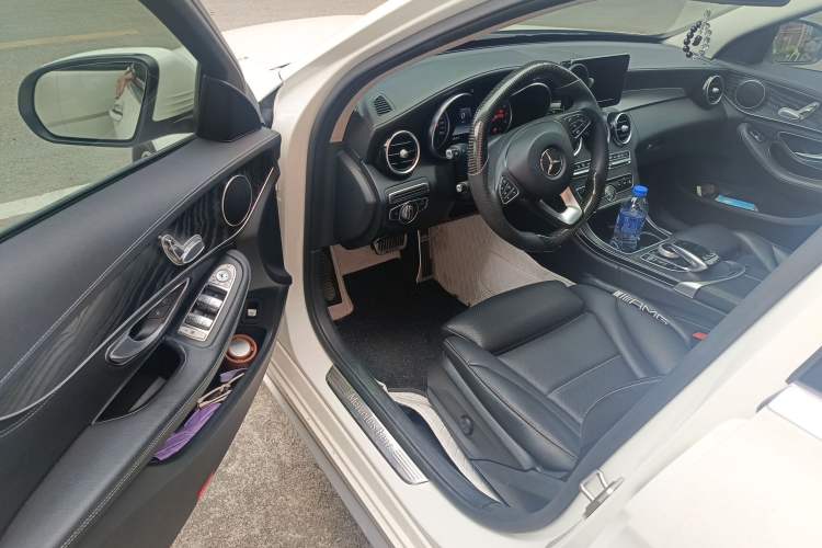 Used Mercedes-Benz C-Class 2017 Revised C 180 L Dynamic Sports Edition Driver Seat