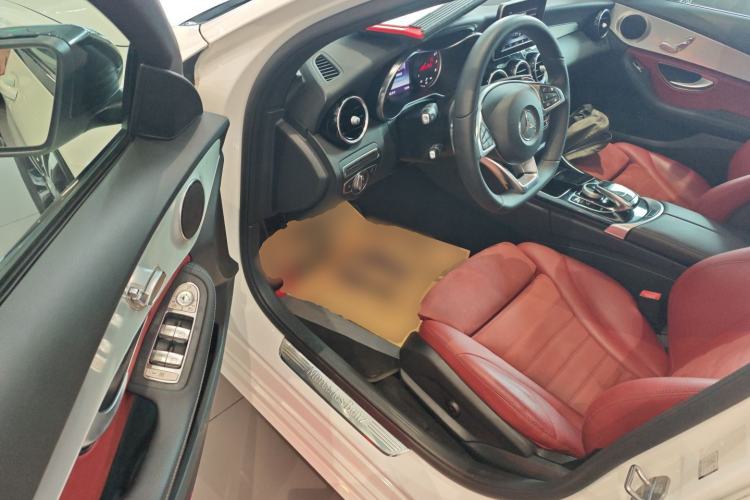 Used Mercedes-Benz C-Class 2017 Restyled C 200 Sport Edition Driver Seat