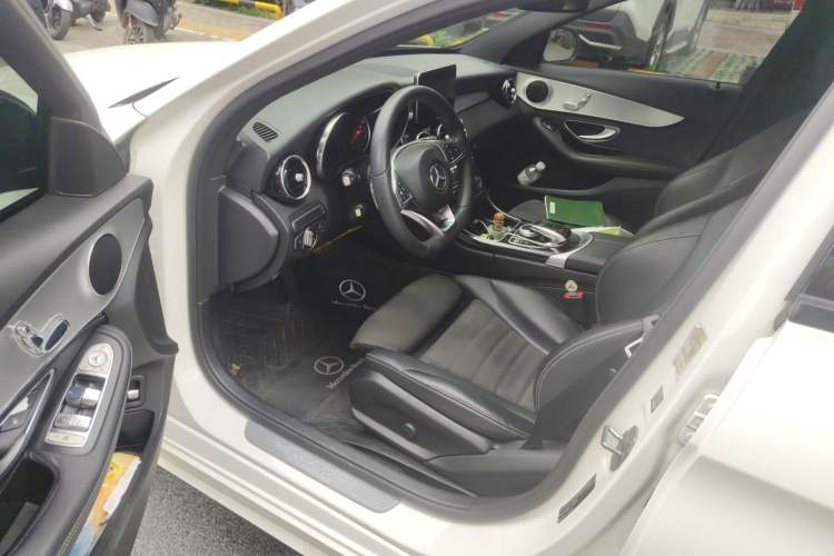 Used Mercedes-Benz C-Class 2017 C 200 Sport Edition Driver Seat