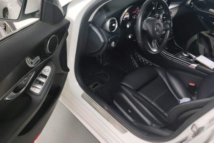 Used Mercedes-Benz C-Class 2017 C 180 Estate Driver Seat