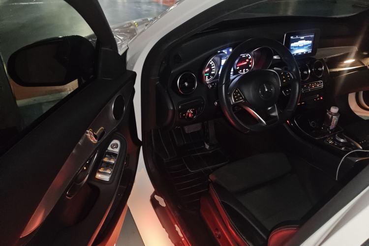 Used Mercedes-Benz C-Class 2017 C 200 Sport Edition Driver Seat