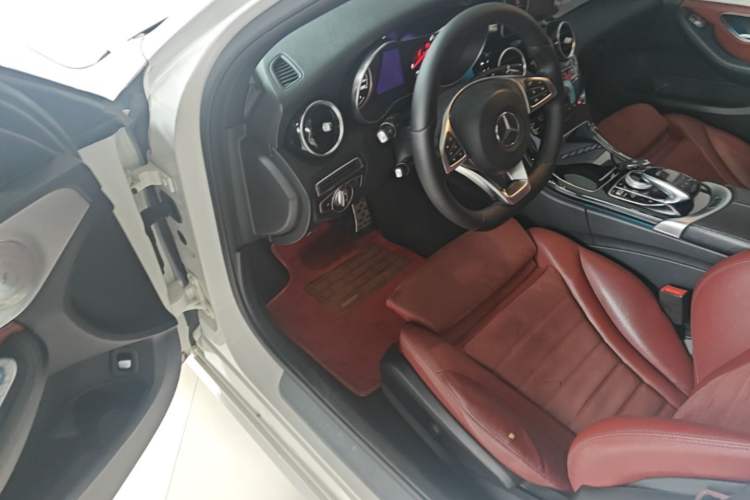 Used Mercedes-Benz C-Class 2017 C 200 Sport Edition Driver Seat