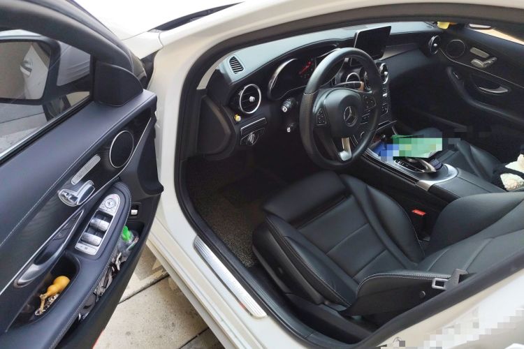 Used Mercedes-Benz C-Class 2017 Facelift C 200 L Sport Edition Driver Seat