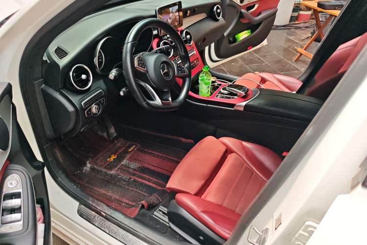 Used Mercedes-Benz C-Class 2017 Restyled C 200 Sport Edition Driver Seat