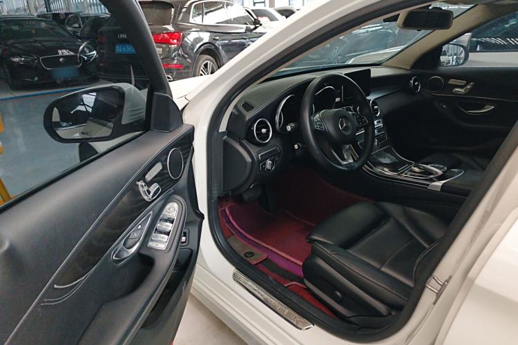 Used Mercedes-Benz C-Class 2017 C 200 L Sport Edition Driver Seat