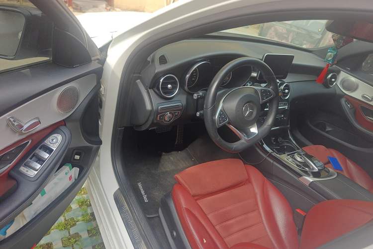 Used Mercedes-Benz C-Class 2017 Restyled C 200 Sport Edition Driver Seat