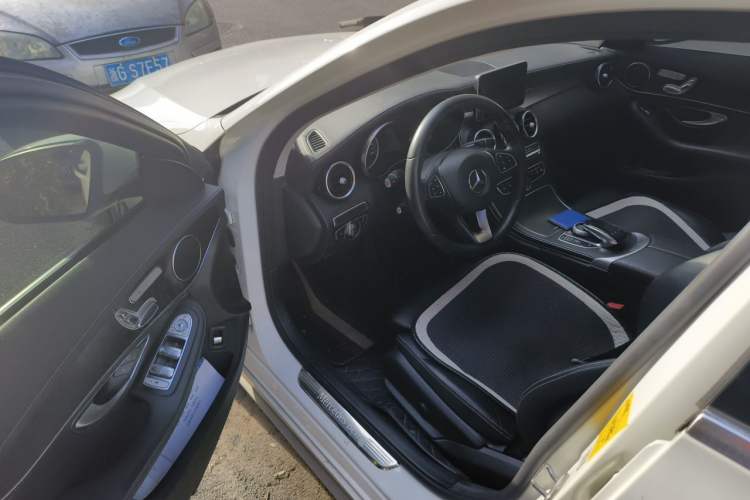 Used Mercedes-Benz C-Class 2017 C 200 L Sport Edition Driver Seat