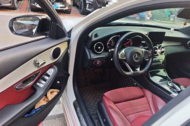 Used Mercedes-Benz C-Class 2017 C 200 Sport Edition Driver Seat