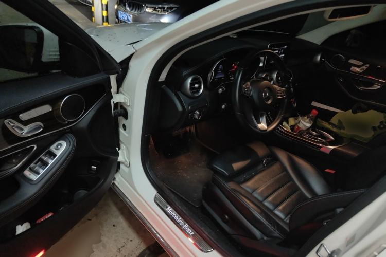 Used Mercedes-Benz C-Class 2017 C 200 L Driver Seat