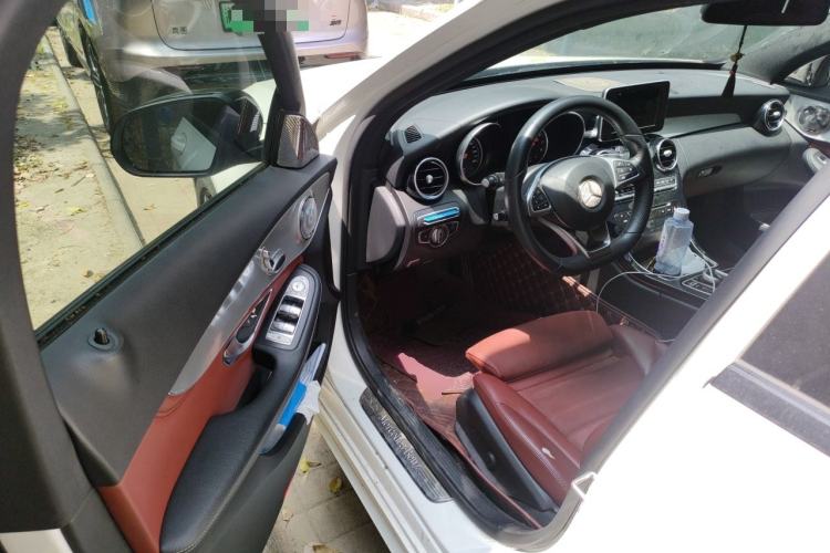 Used Mercedes-Benz C-Class 2017 Restyled C 200 Sport Edition Driver Seat