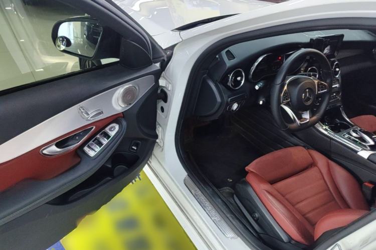 Used Mercedes-Benz C-Class 2017 Restyled C 200 Sport Edition Driver Seat
