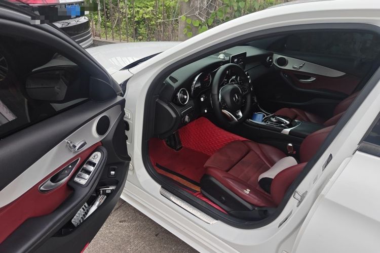 Used Mercedes-Benz C-Class 2017 C 200 Sport Edition Driver Seat