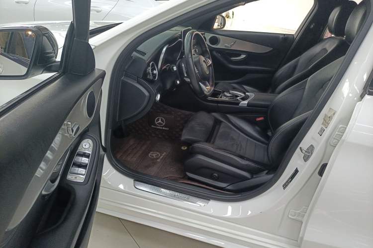 Used Mercedes-Benz C-Class 2017 C 200 Sport Edition Driver Seat