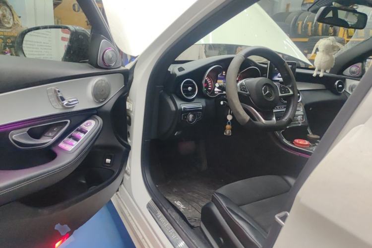 Used Mercedes-Benz C-Class 2017 Restyled C 200 Sport Edition Driver Seat