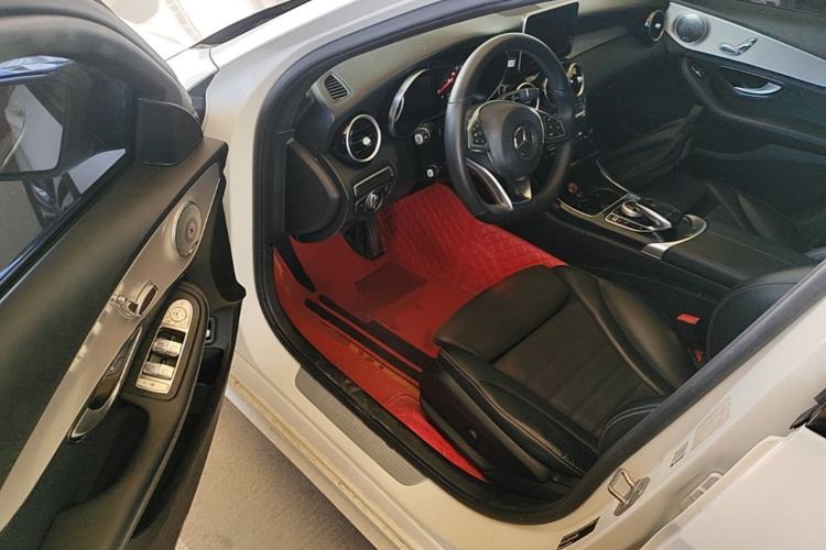 Used Mercedes-Benz C-Class 2017 Restyled C 200 Sport Edition Driver Seat