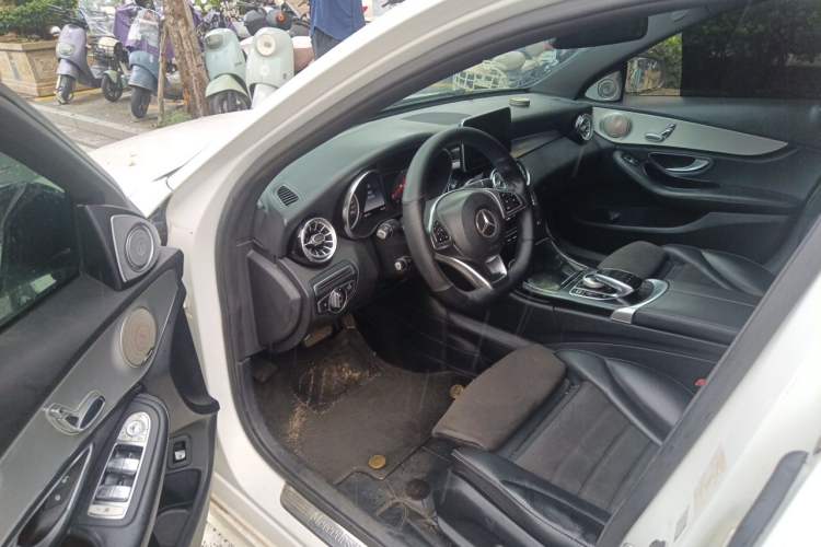 Used Mercedes-Benz C-Class 2017 C 200 Sport Edition Driver Seat