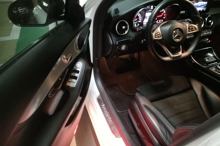 Used Mercedes-Benz C-Class 2017 Restyled C 200 Sport Edition Driver Seat