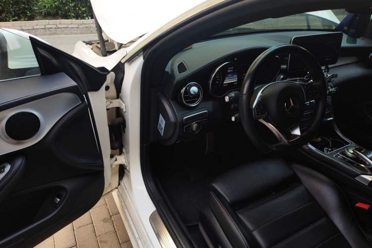 Used Mercedes-Benz C-Class 2017 C 200 Coupe Driver Seat