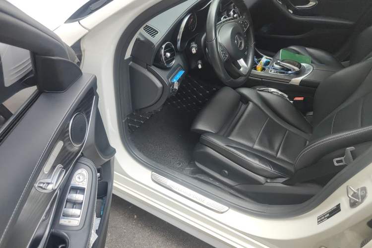 Used Mercedes-Benz C-Class 2017 C 200 L Sport Edition Driver Seat