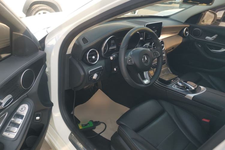 Used Mercedes-Benz C-Class 2017 C 180 L Sport Edition Driver Seat