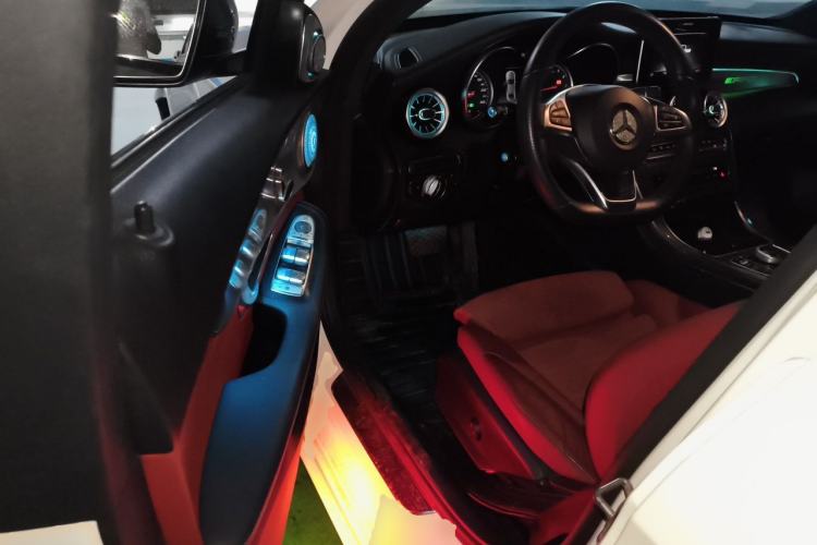 Used Mercedes-Benz C-Class 2017 Restyled C 200 Sport Edition Driver Seat