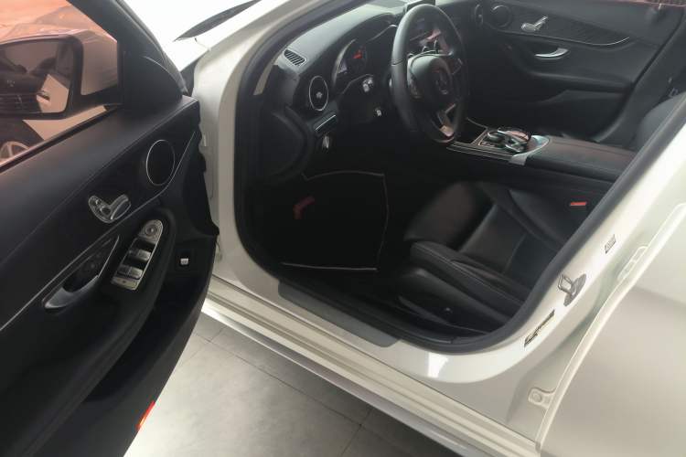 Used Mercedes-Benz C-Class 2017 Restyled C 180 L Fashion Edition Sport Version Driver Seat