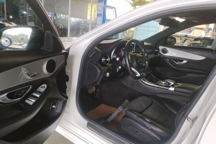 Used Mercedes-Benz C-Class 2017 Restyled C 200 Sport Edition Driver Seat