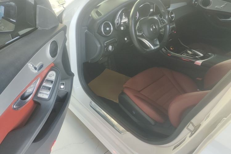 Used Mercedes-Benz C-Class 2017 Restyled C 200 Sport Edition Driver Seat