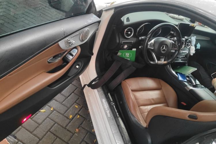 Used Mercedes-Benz C-Class 2017 Facelift C 200 Coupe Driver Seat