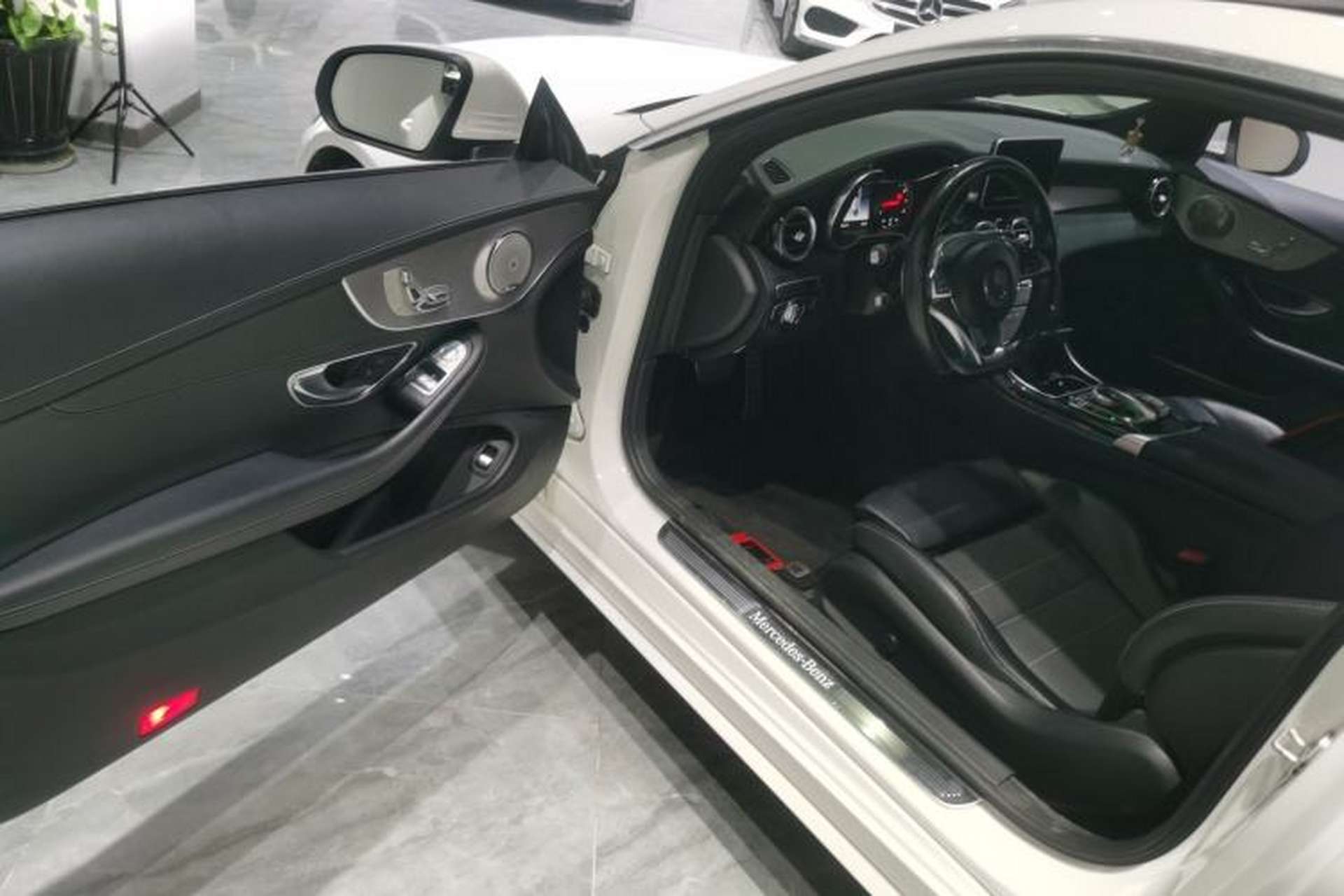 Used Mercedes-Benz C-Class 2017 Facelift C 200 Coupe Driver Seat