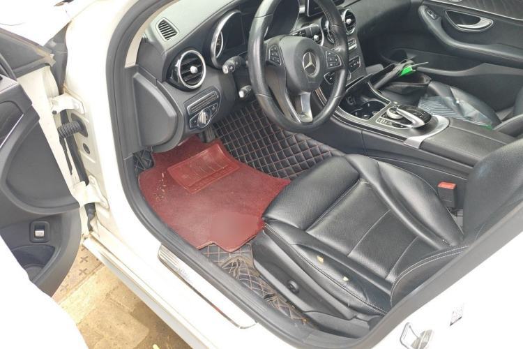 Used Mercedes-Benz C-Class 2017 Facelift C 200 L Sport Edition Driver Seat