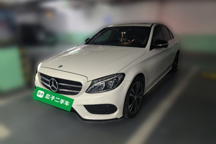 Używany Mercedes-Benz C-Class 2017 C 200 Sport Edition Guazi used car, China used car export, Used car for sale, Used cars, Cheapest cars for sale