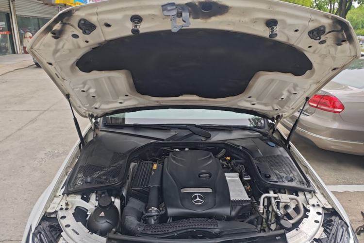 Used Mercedes-Benz C-Class 2017 Facelift C 200 L Sport Edition Engine Bay