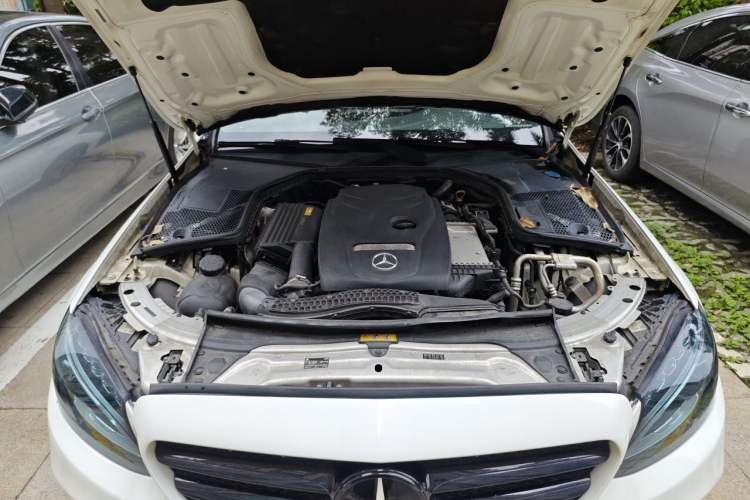 Used Mercedes-Benz C-Class 2017 C 200 Sport Edition Engine Bay